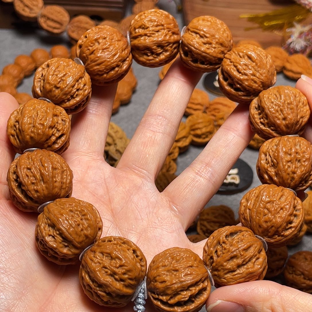 核桃绣球麦穗手持88