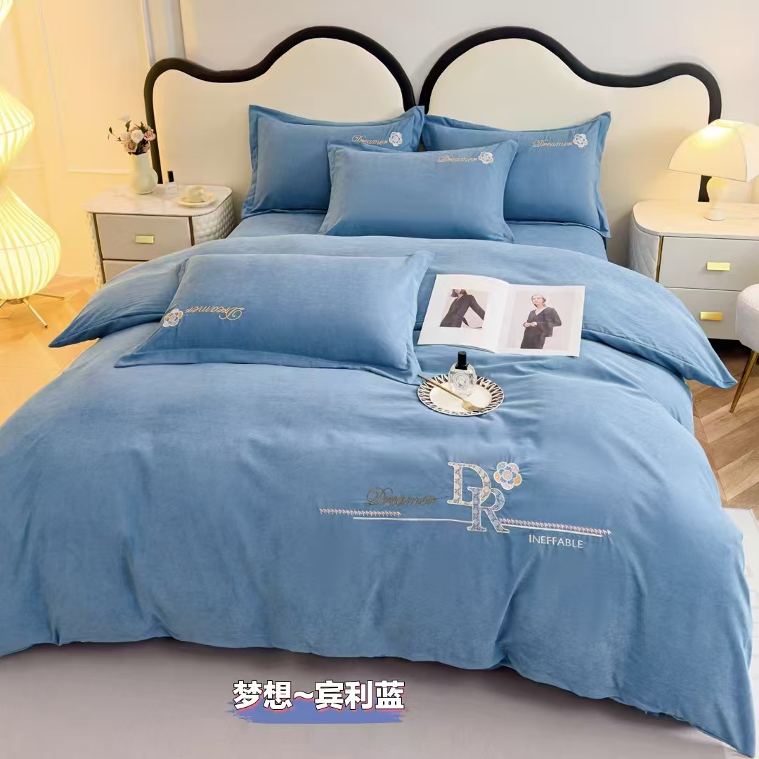 西藏包邮拉萨发货斜纹棉绣花四件套双人床用