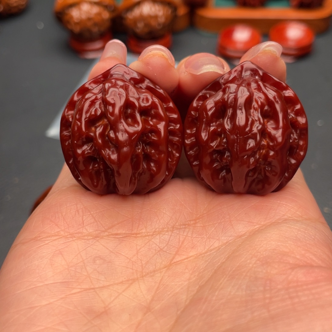 文玩核桃把件火焰八棱