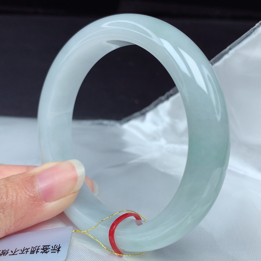 翡翠手镯未镶嵌58圈2099