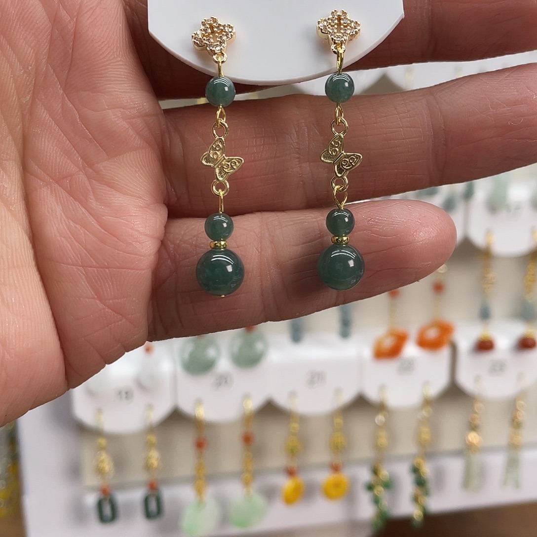 小***裤翡翠未镶嵌耳饰翡翠未镶嵌耳饰75