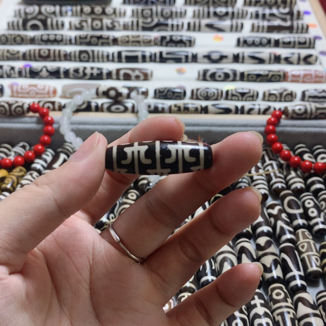 未镶嵌颈饰玛瑙/玉髓