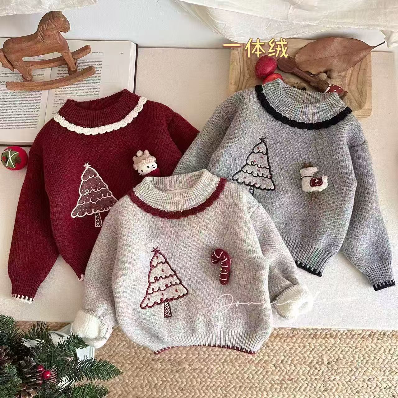 335-414 兜小调 冬季新款加绒加厚毛衣集合链接 LUOLA品牌童装