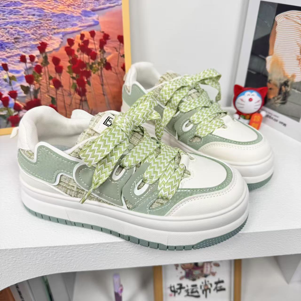 2501绿色韩版抹茶绿小白鞋女新款休闲鞋子厚底设计感爆款透气板鞋