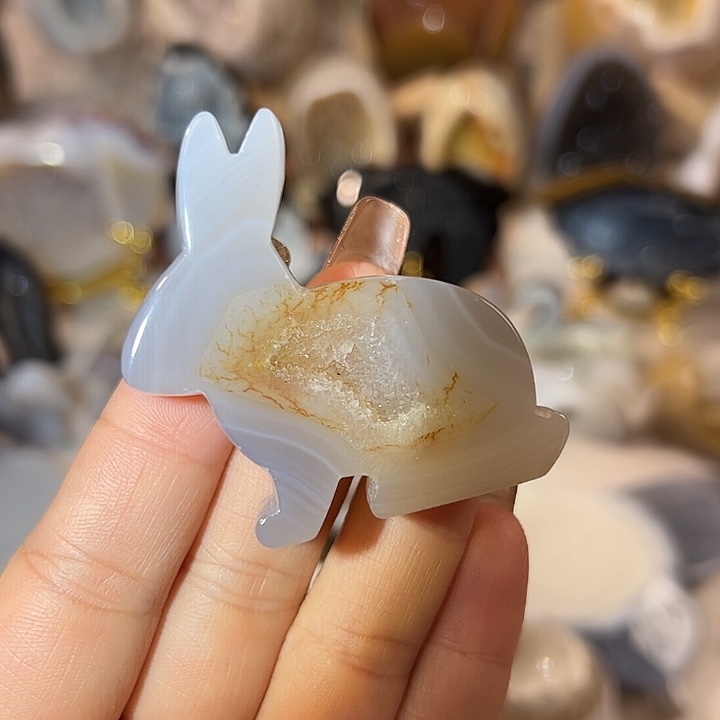 玛瑙/玉髓无未镶嵌兔兔