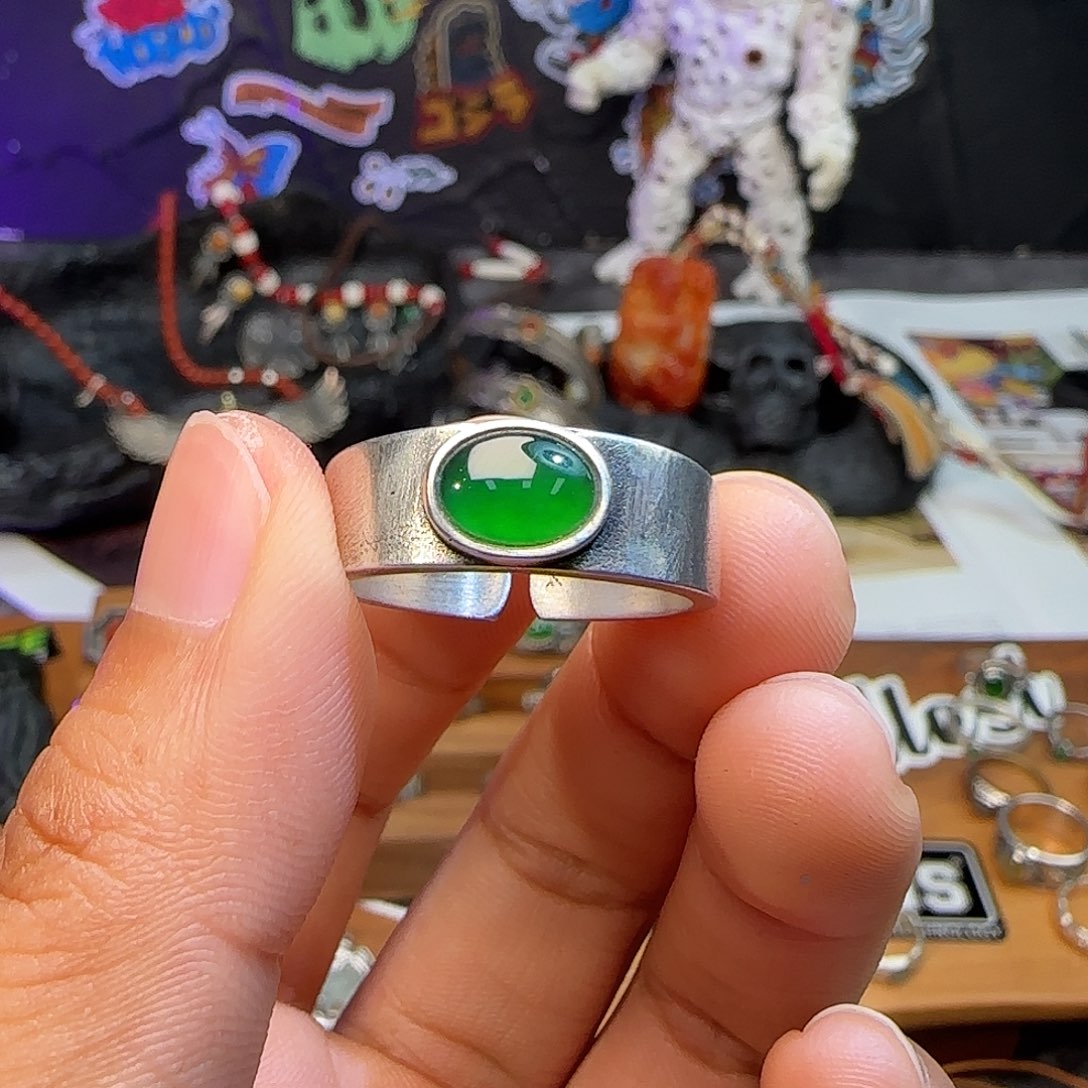 沐***翡翠银S925镶嵌戒指