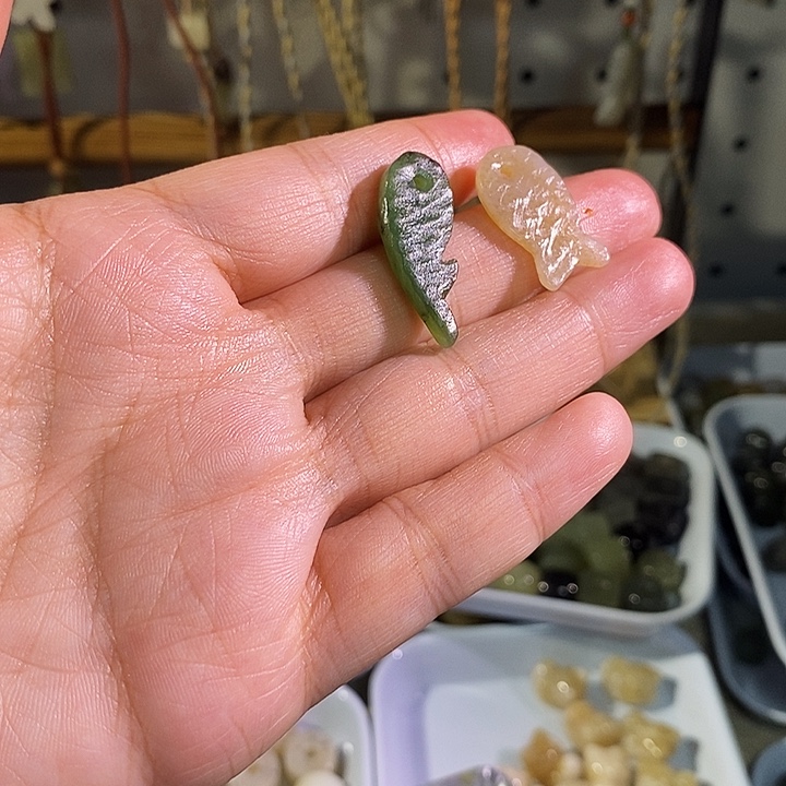 S***s和田玉未镶嵌手链