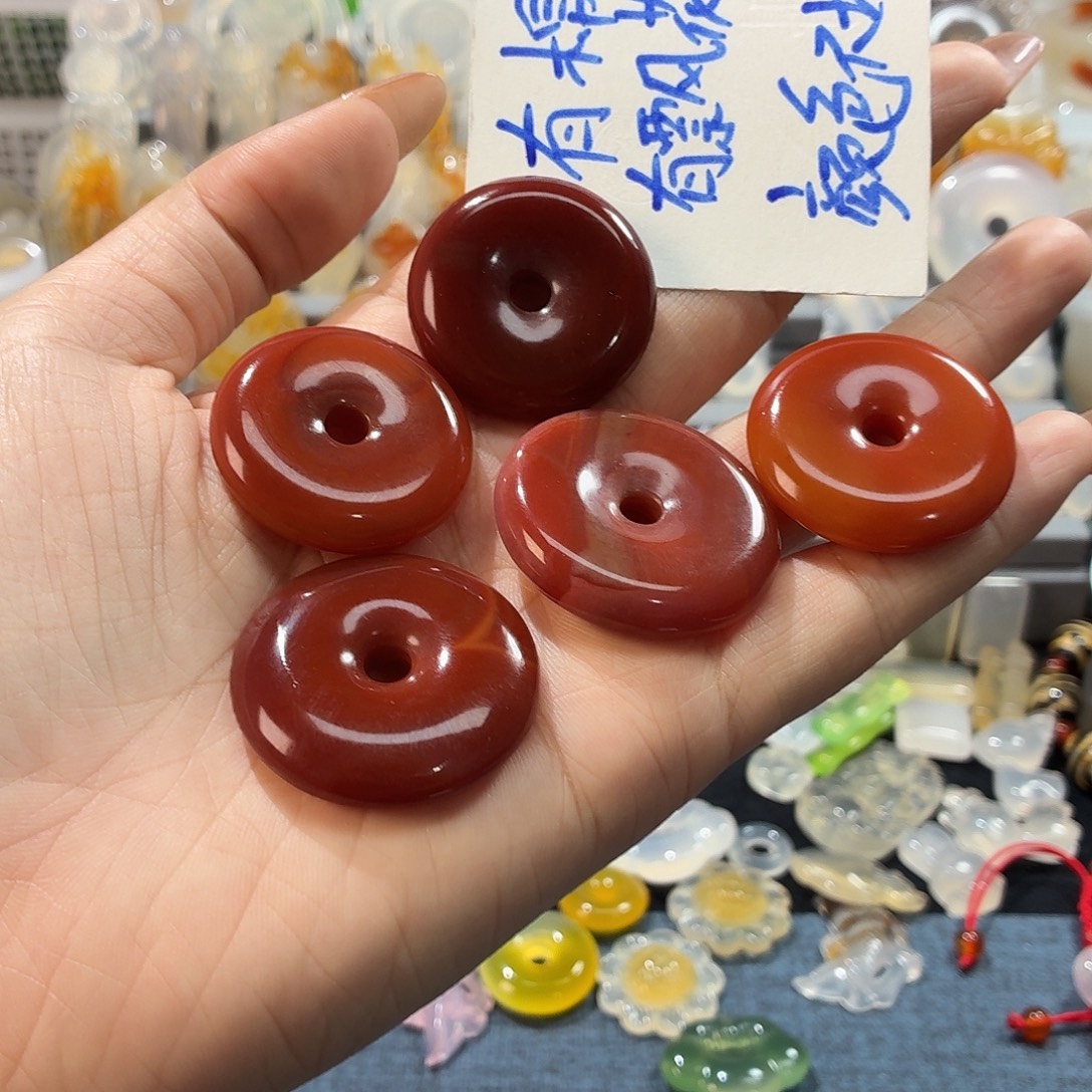 玛瑙/玉髓未镶嵌颈饰