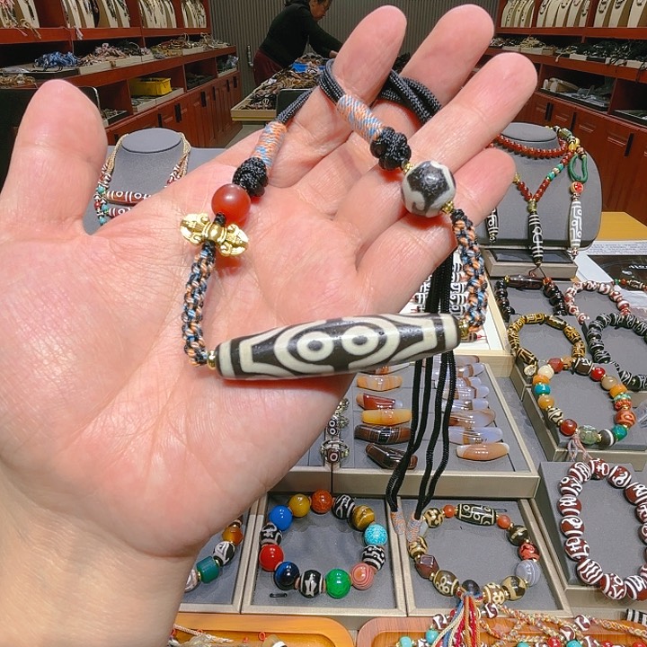 未镶嵌玛瑙/玉髓珠宝奇石