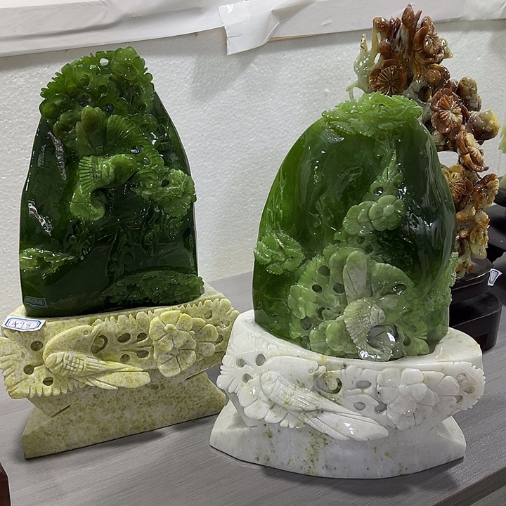 用***8玉手工制作工艺摆件