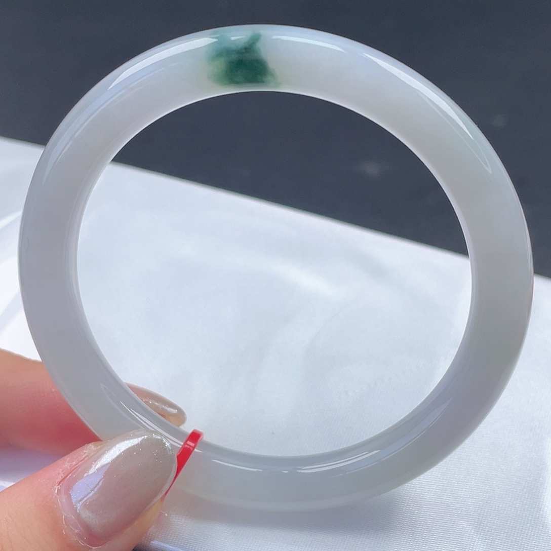 翡翠未镶嵌手镯56圈口