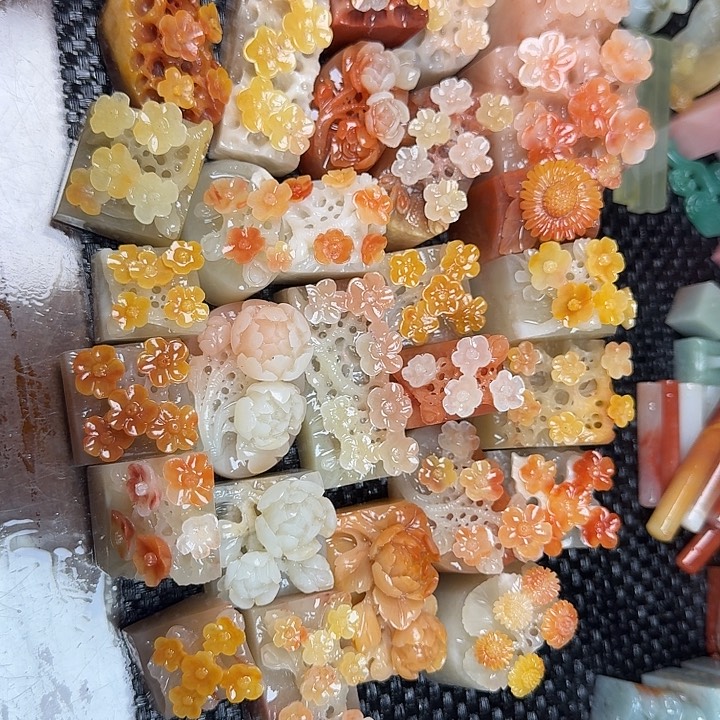 和***下青田石真真正正章