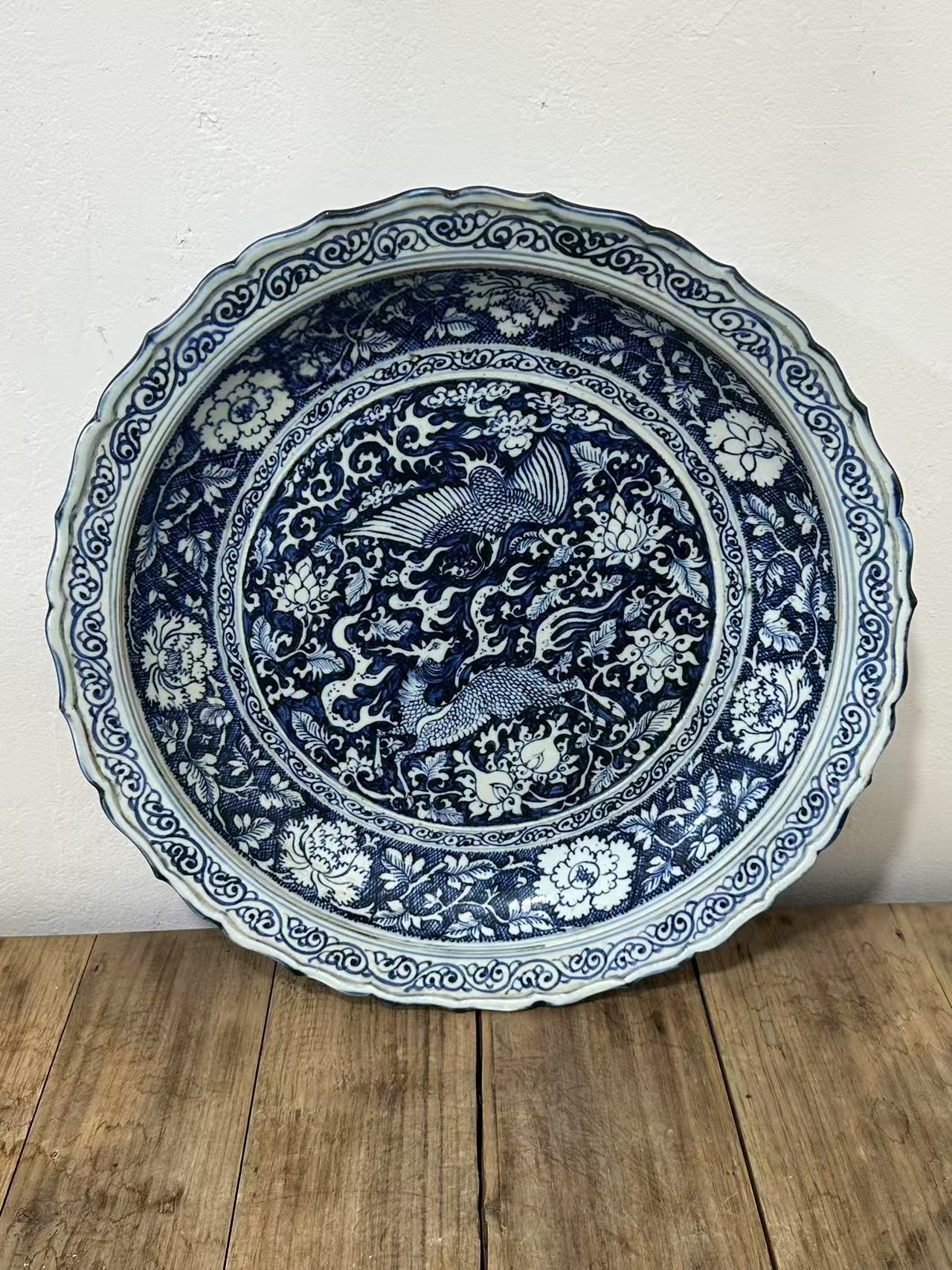 陶瓷青花六凤大盘