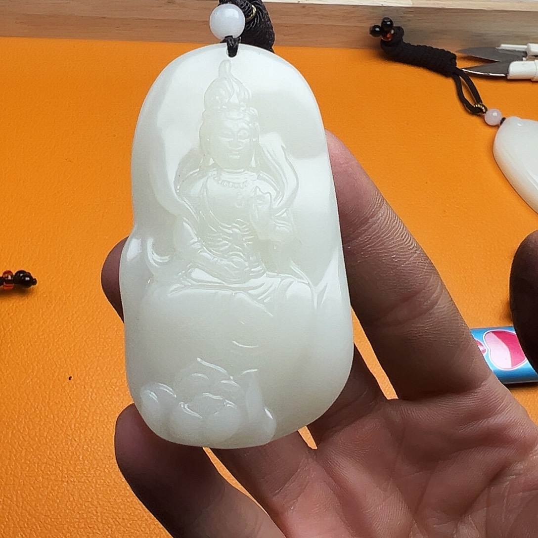 和田玉未镶嵌挂件