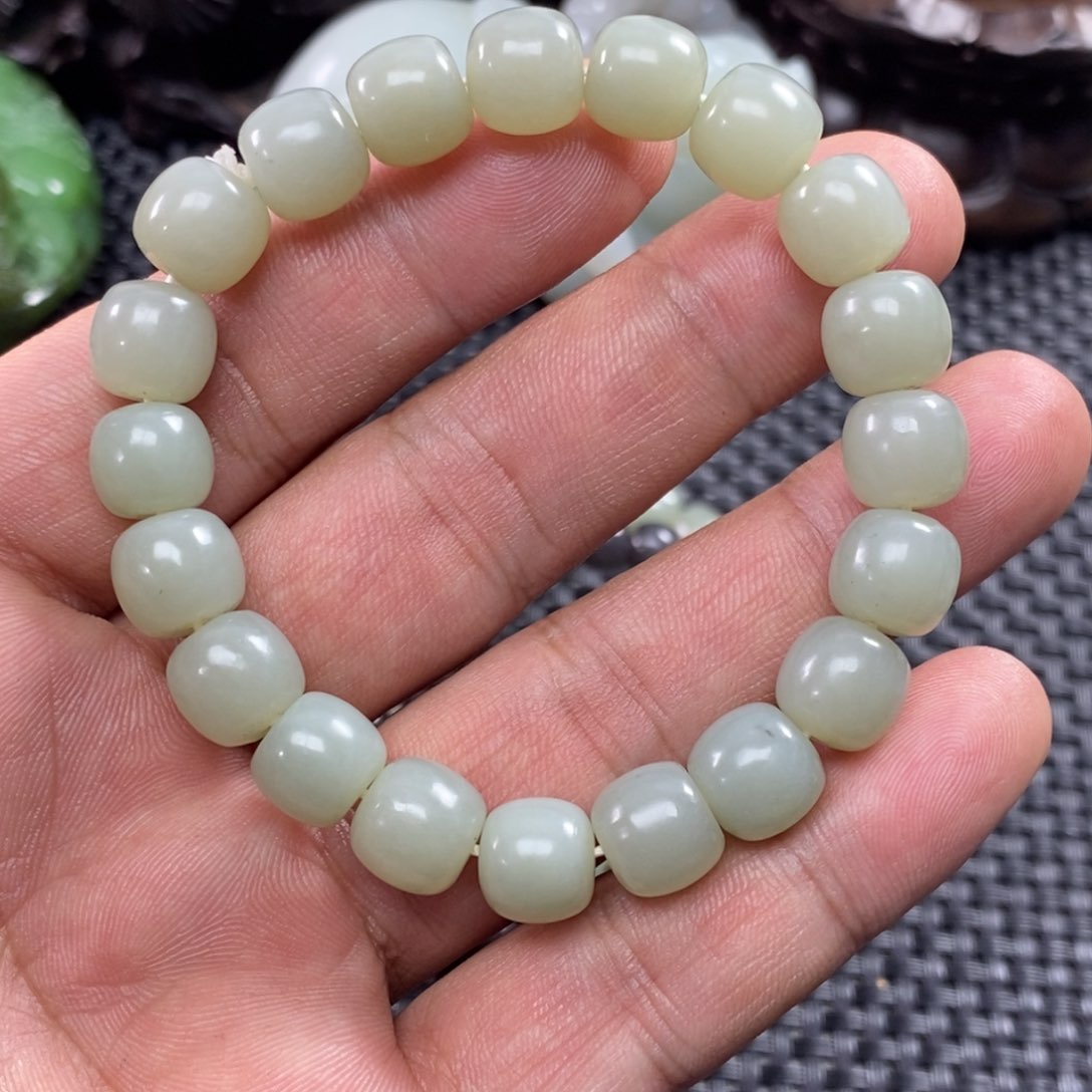 和田玉手链未镶嵌