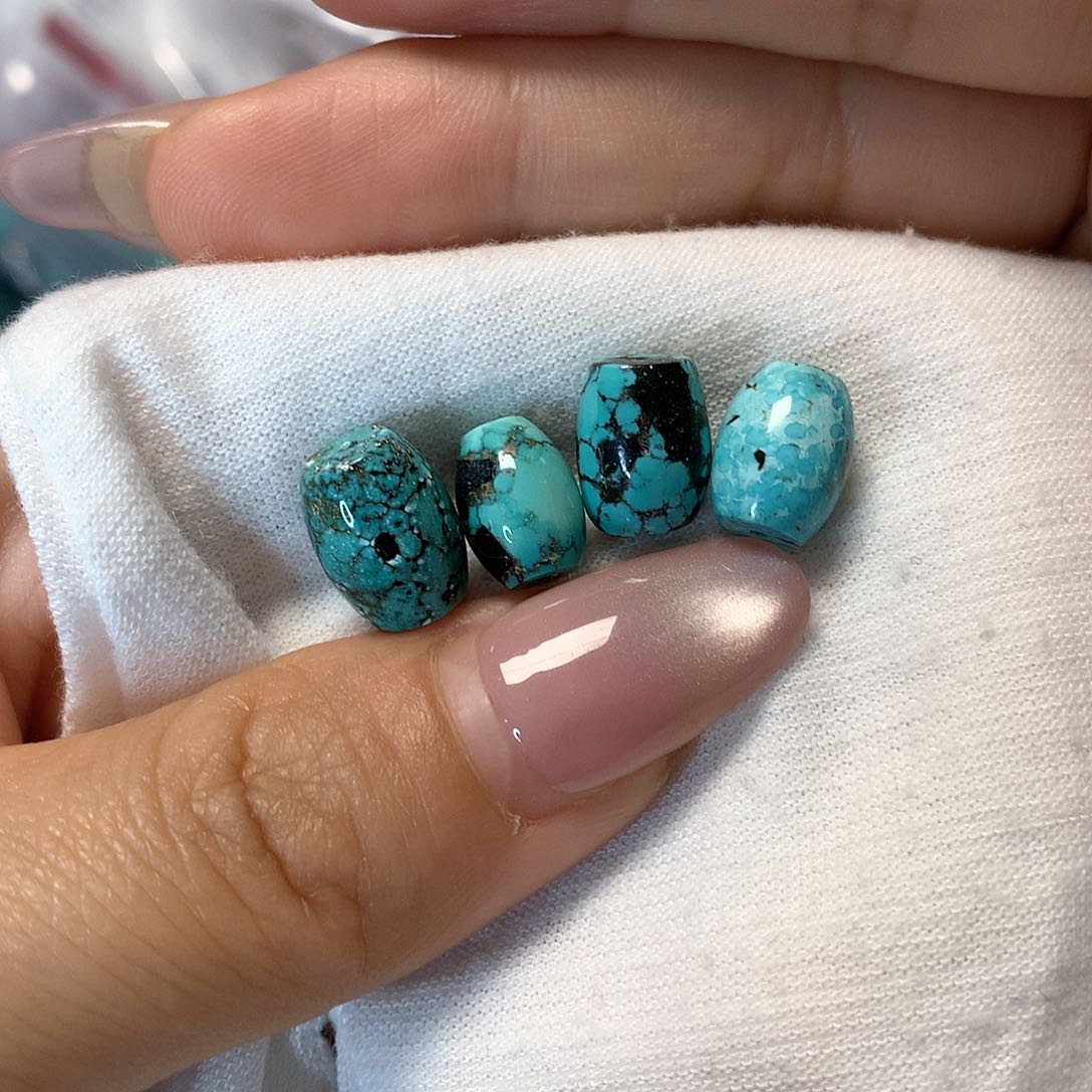 南红玛瑙未镶嵌珠宝奇石