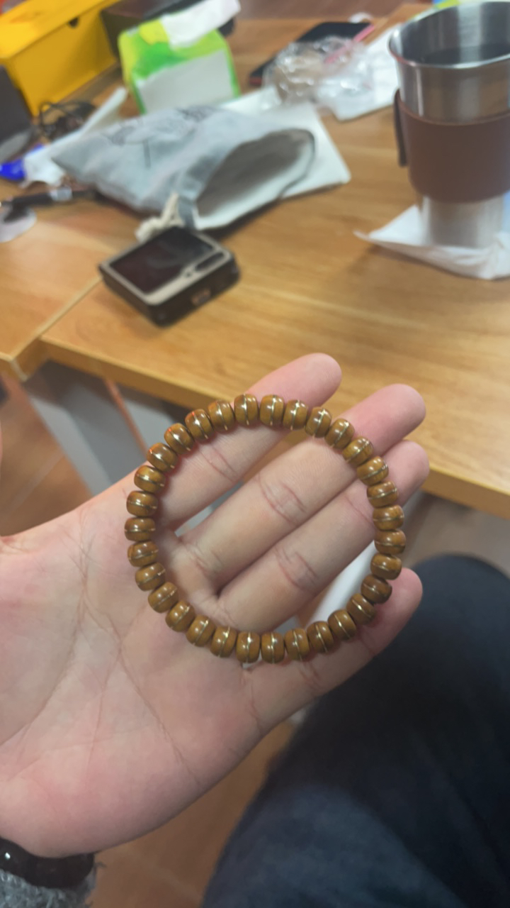 姜黄皮紫金鼠一线天金腰带手串8+7mm