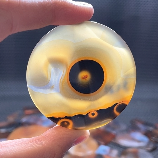 玛瑙/玉髓颈饰未镶嵌