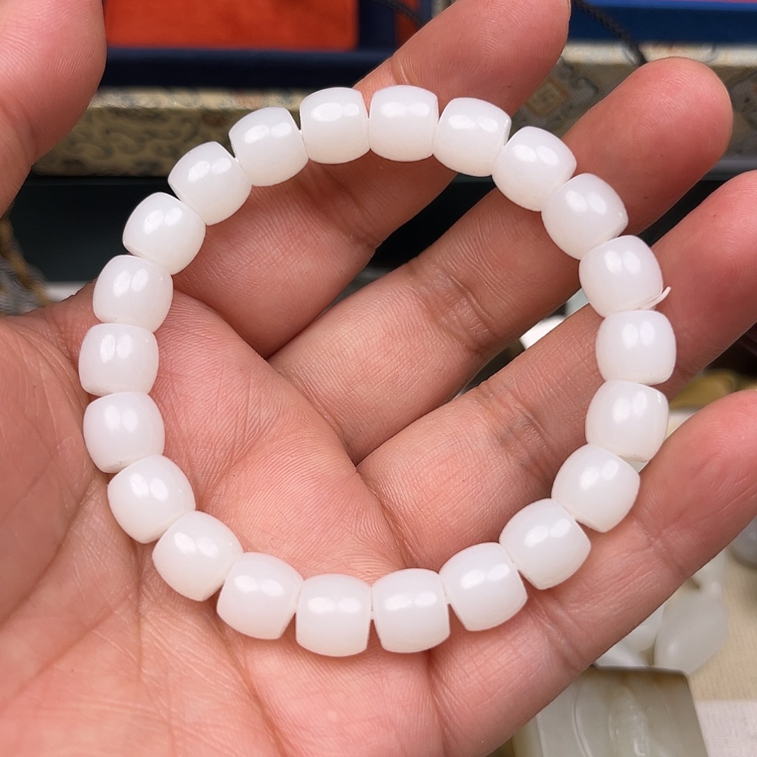 和田玉手链未镶嵌