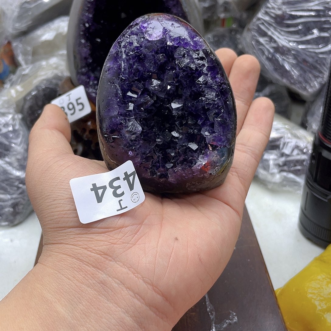 紫晶大型摆件（非配饰）未镶嵌