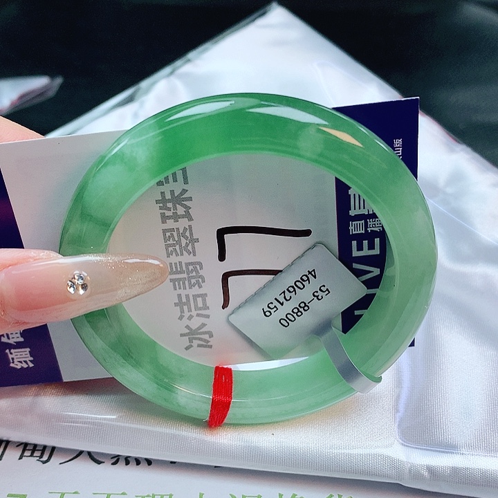 翡翠手镯未镶嵌缅甸天然a货翡翠手镯