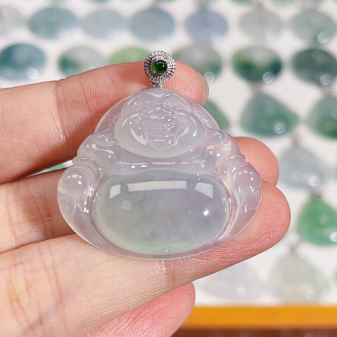 颈饰18K金镶嵌翡翠吊坠