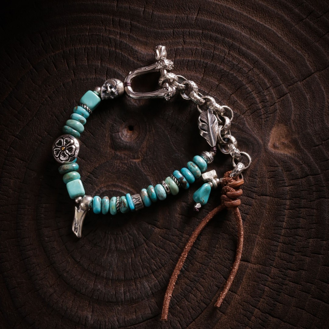 925银手链 S10687 大头姐 绿钻镶嵌U形扣骷髅头五瓣花圆扣手链