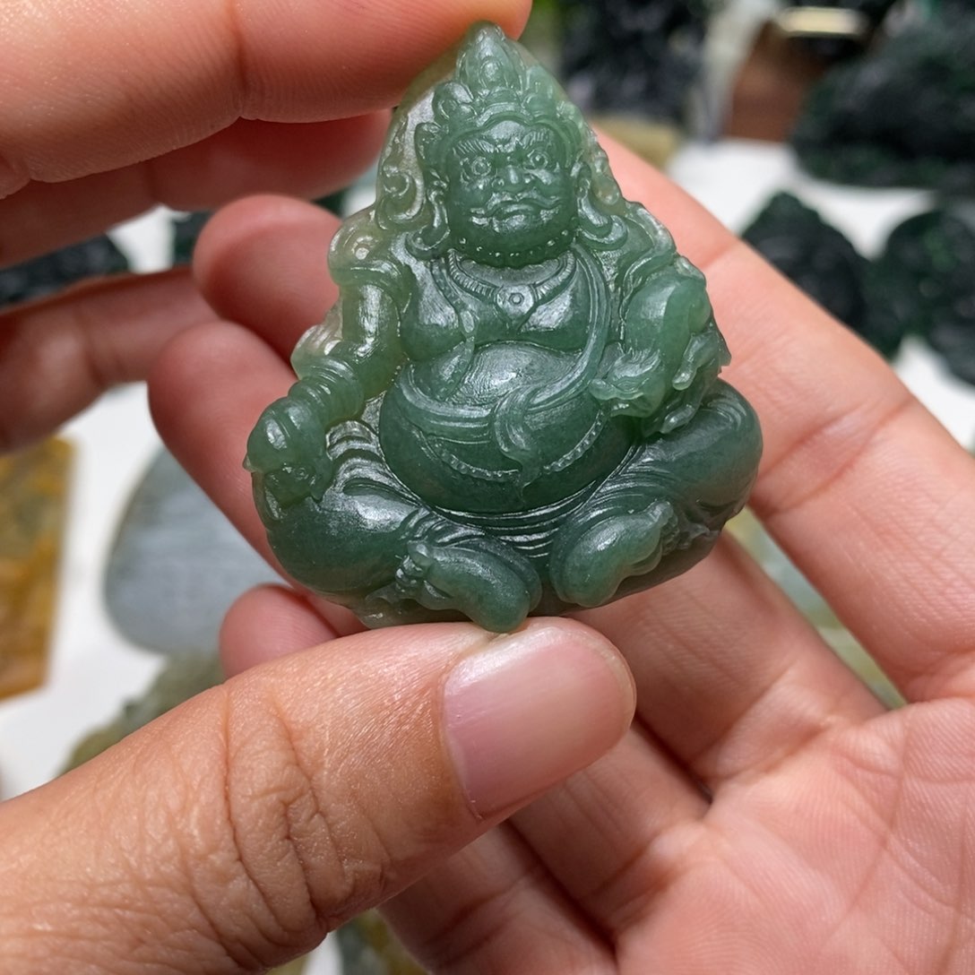 定制翡翠未镶嵌天然k