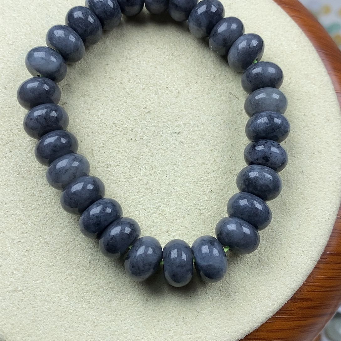 翡翠未镶嵌戒指乌鸡手串