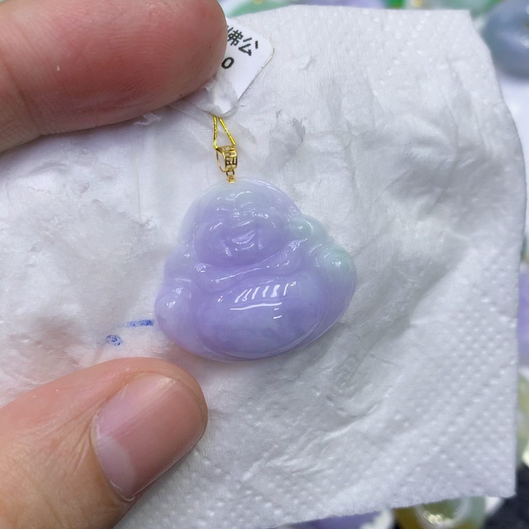 颈饰18K金镶嵌翡翠