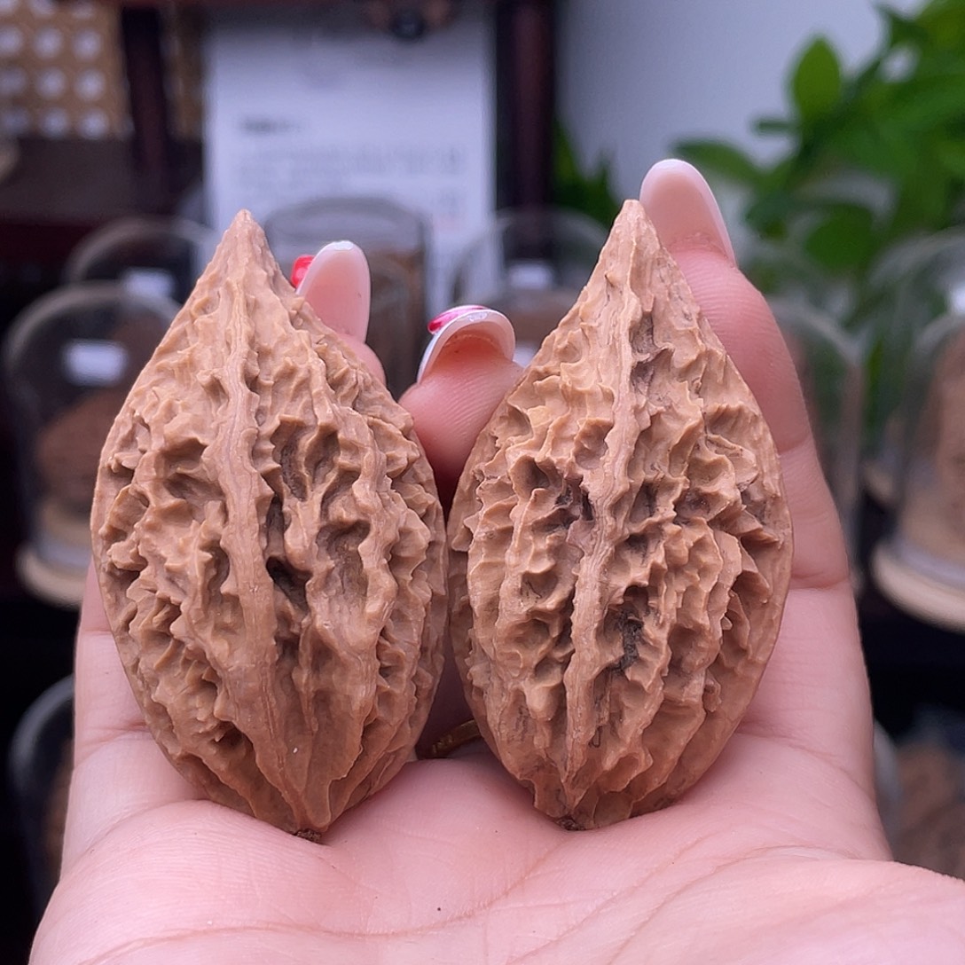 吊坠文玩核桃火焰纹柳叶