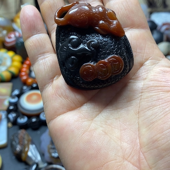 双***️玛瑙/玉髓未镶嵌手链