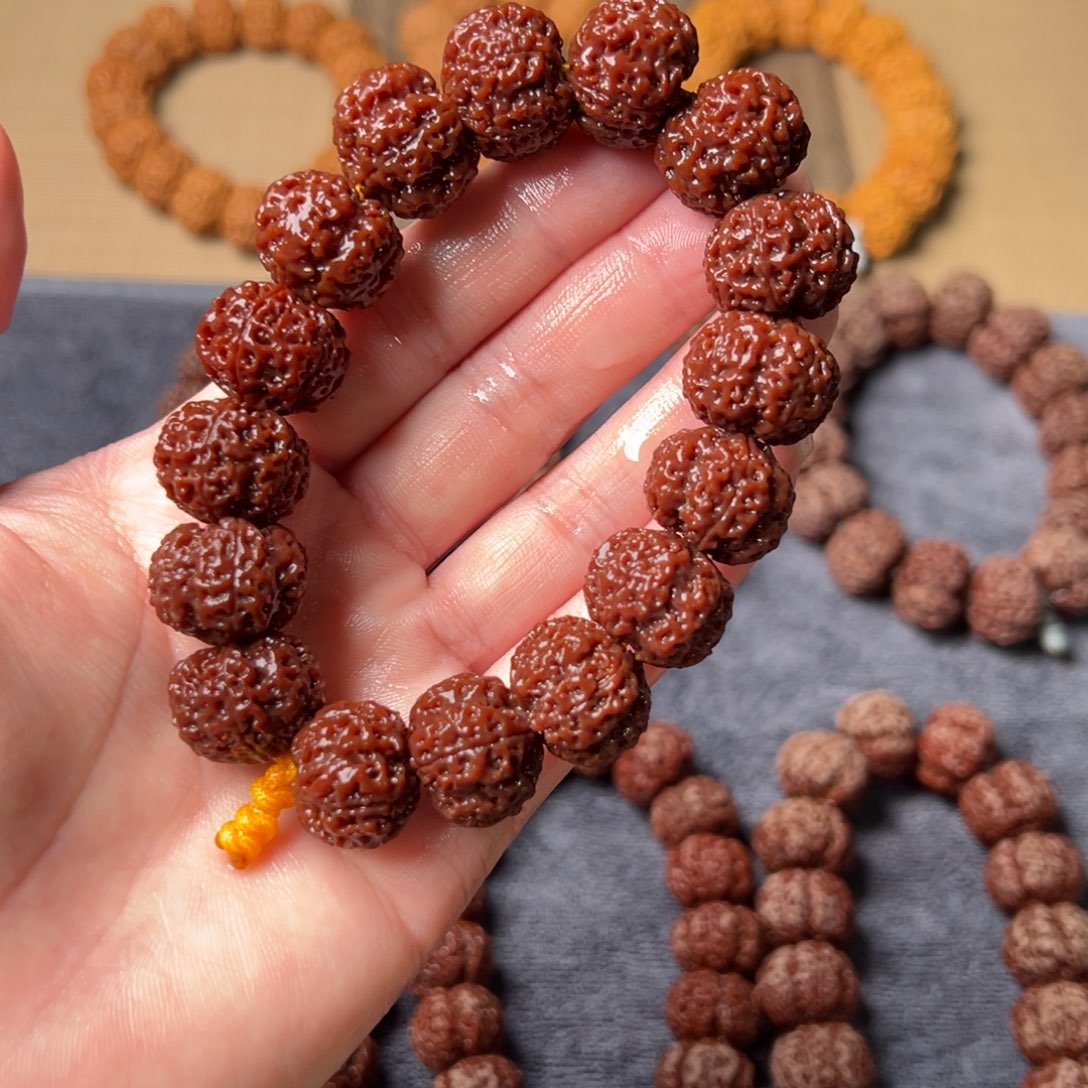 金刚菩提手串19尺寸矮桩蜂窝梅花头货