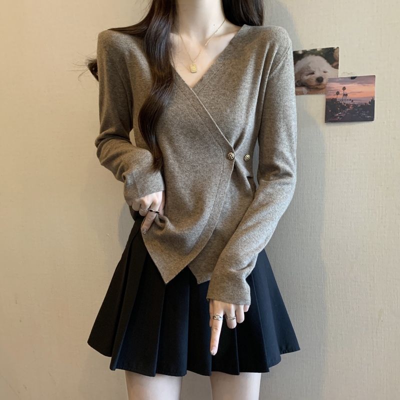 大码交叉不规则V领长袖T恤女春秋新款胖mm宽松显瘦遮肉正肩上衣女