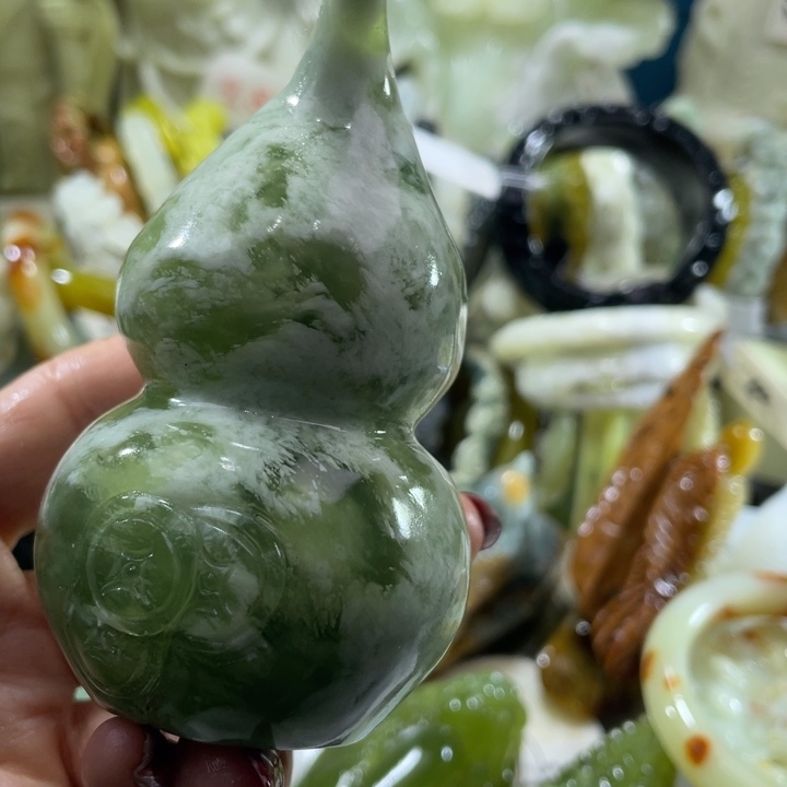 岫玉未镶嵌摆件摆件