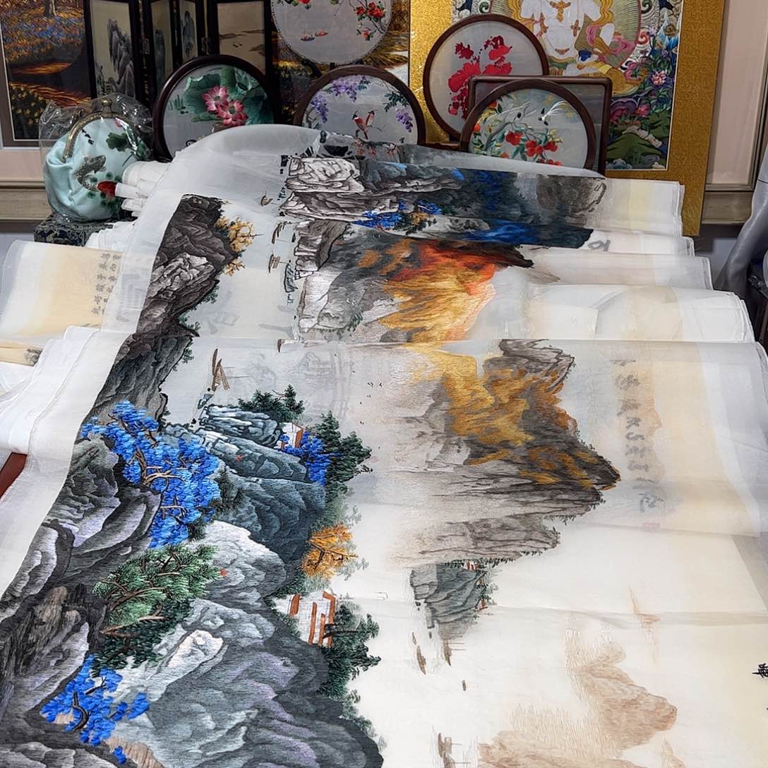 雅***居刺绣纯手工刺绣画