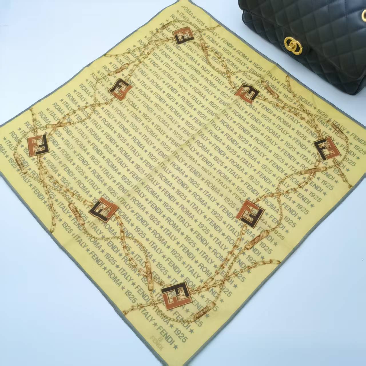 99新 FENDI/芬迪 海囤/芬迪/丝巾xh94281