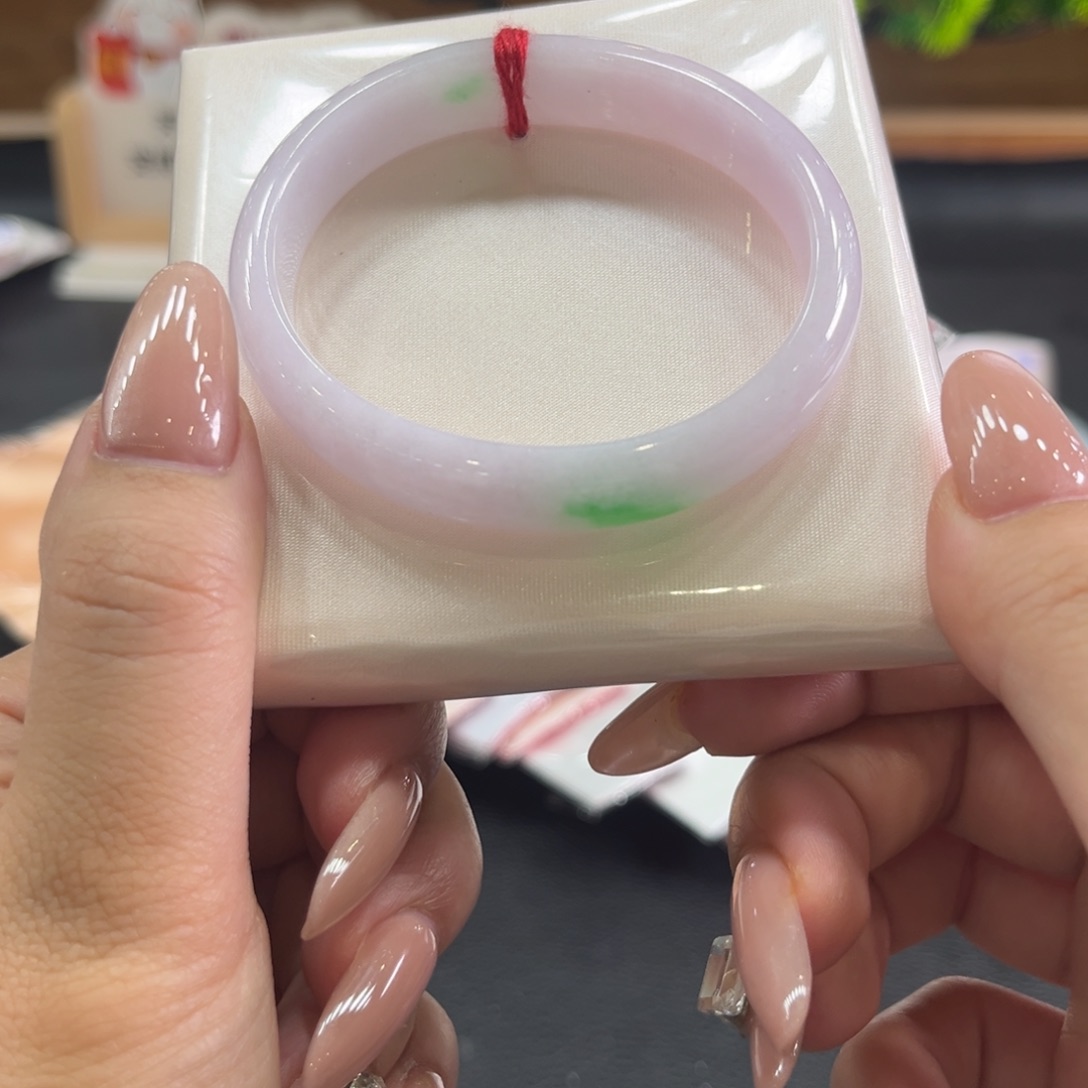 翡翠未镶嵌手镯51贵妃