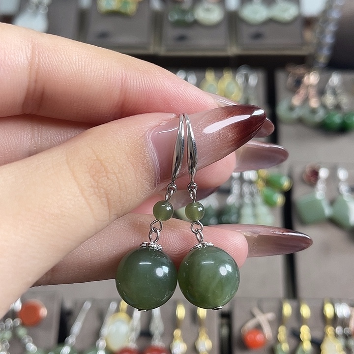 和田玉银S925镶嵌耳饰12左右