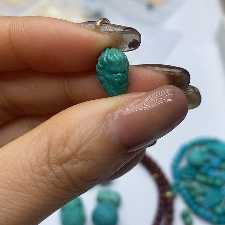 绿松石未镶嵌珠宝奇石