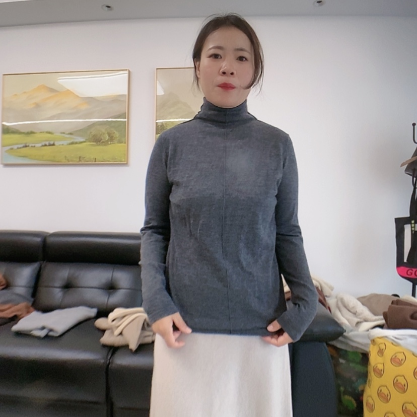 【闪购商品】精纺灰色纯山羊绒