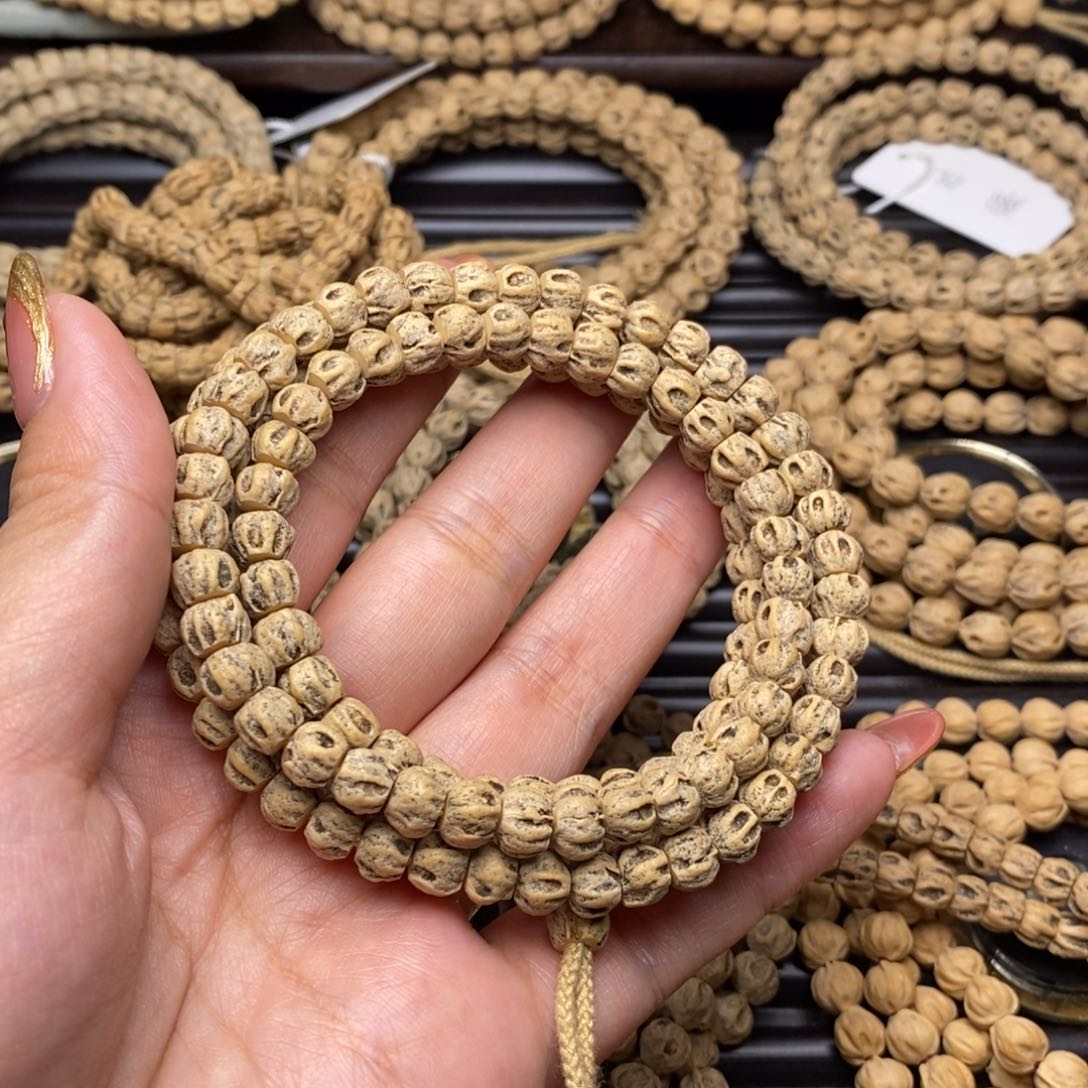 柏香籽/百香籽吊坠漂***妹