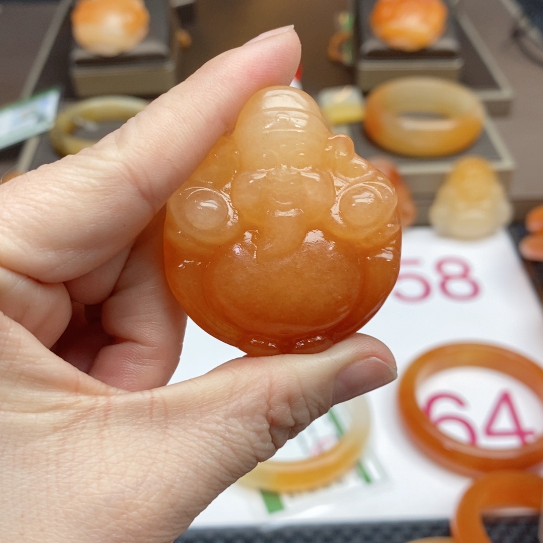 石英质玉（黄龙玉）吊坠未镶嵌