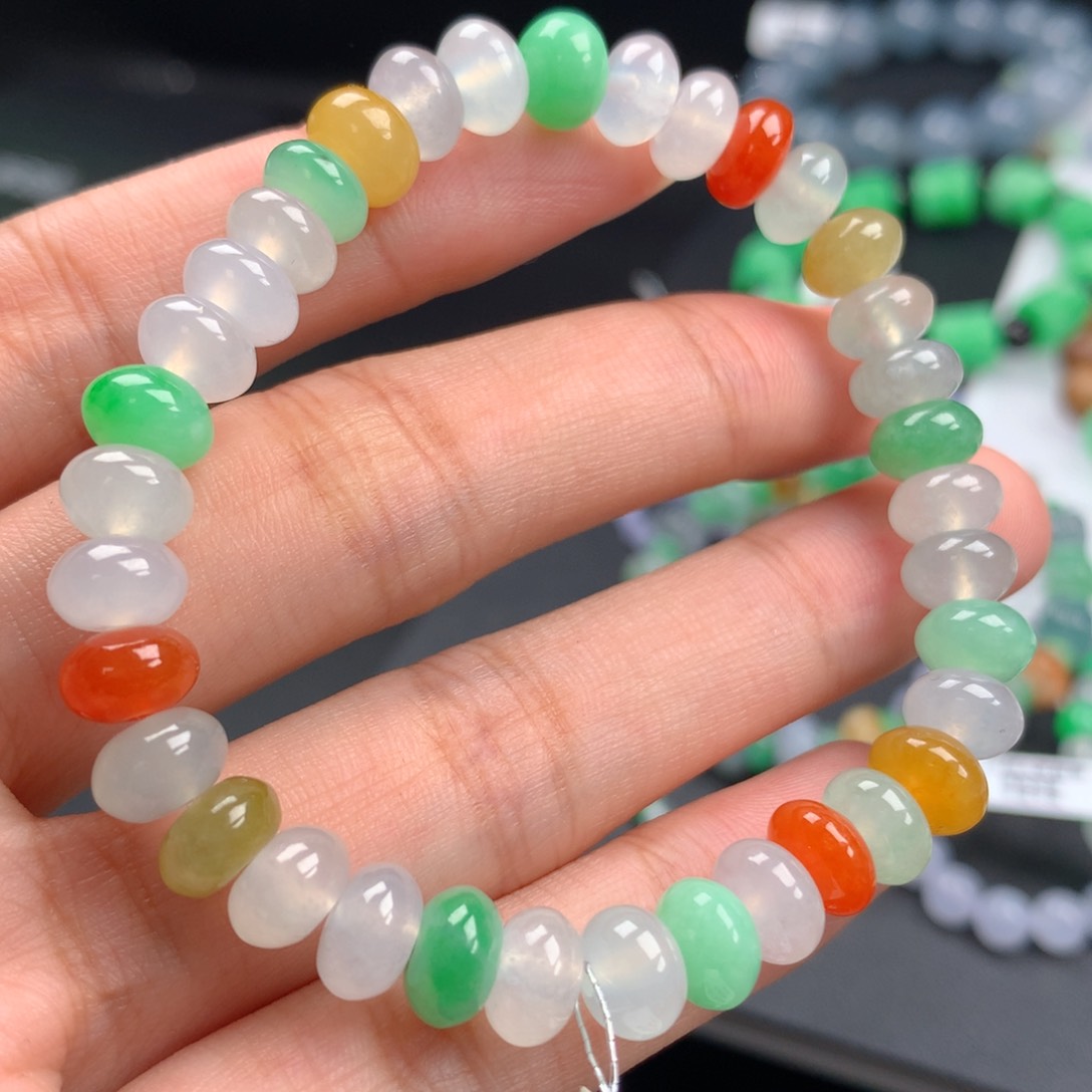 翡翠手链未镶嵌卡