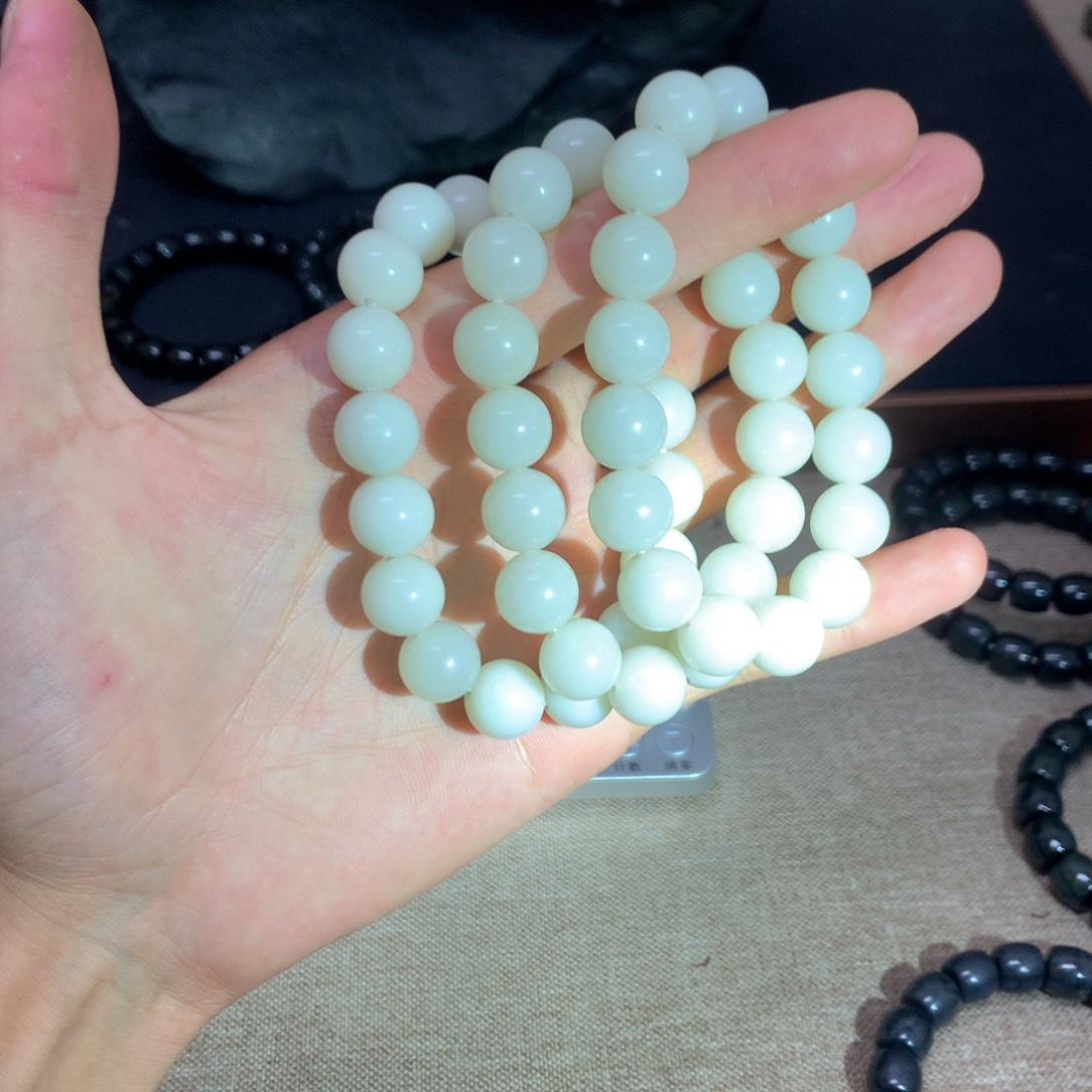 手链未镶嵌和田玉