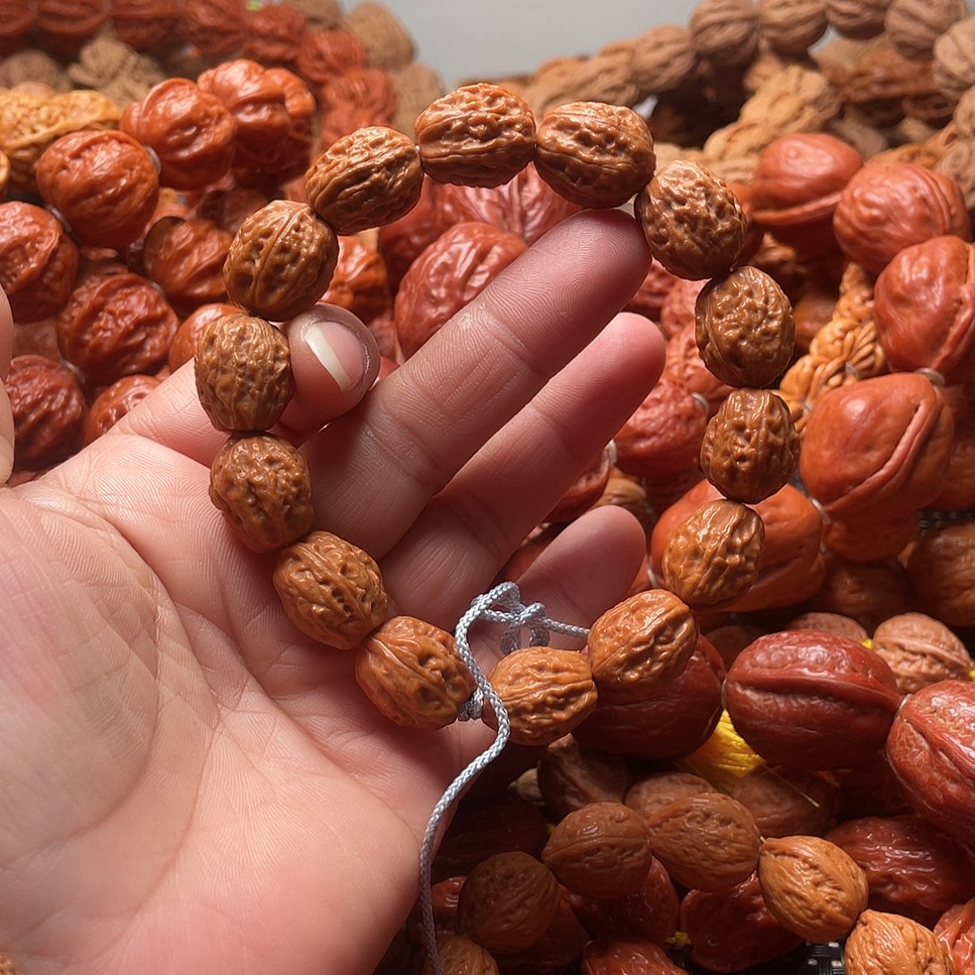 文玩核桃手串荔枝纹