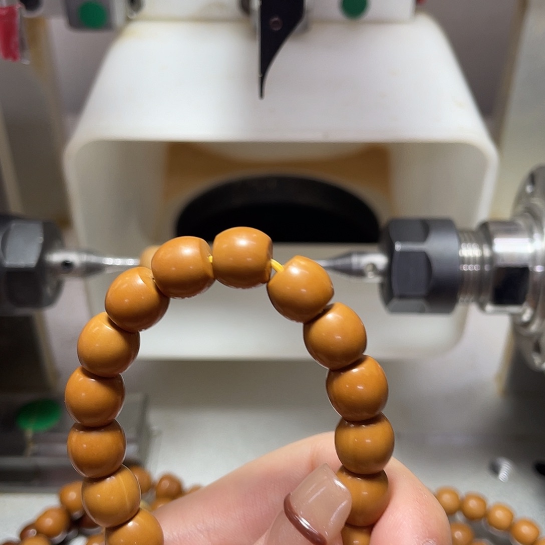 莫****吊坠猴头核桃原皮原色