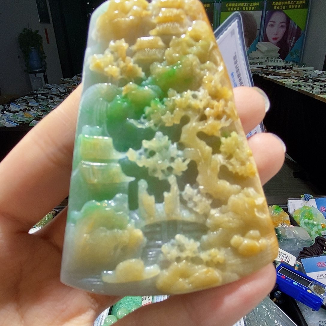 颈饰未镶嵌翡翠翡翠