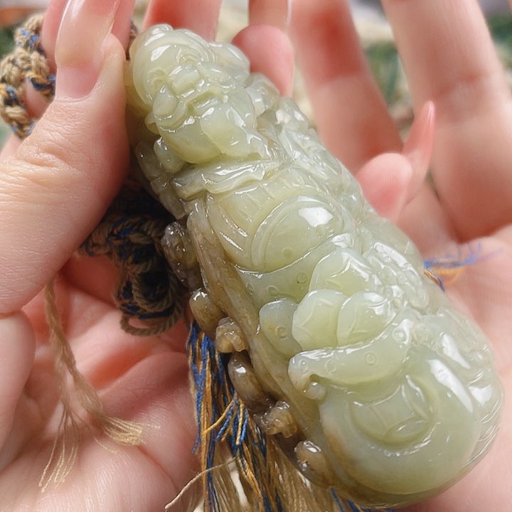 未镶嵌和田玉挂件