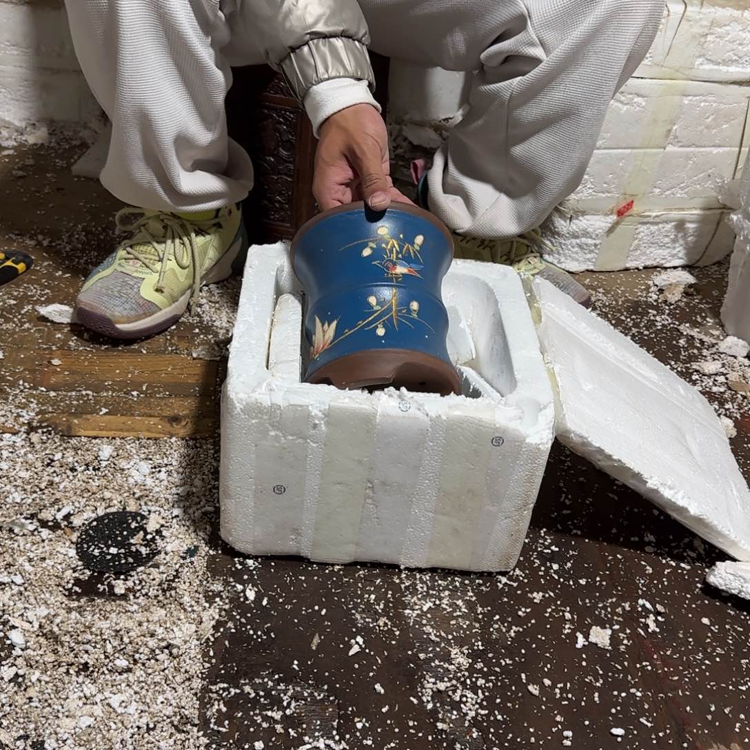 紫砂花盆瑕疵和瑕疵